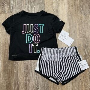 NEW Nike toddler girls 2pc shirt/shorts set, black/white, size various